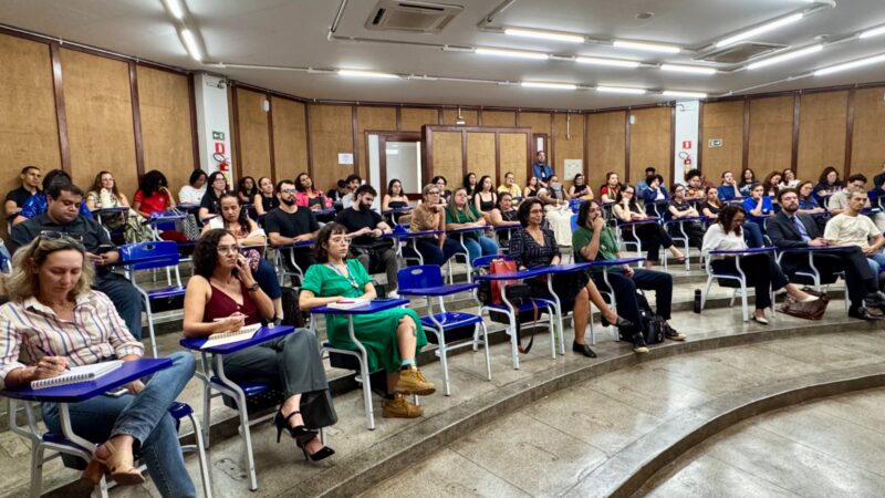 Professores da rede pública de ensino participam da primeira pós-graduação da UnDF