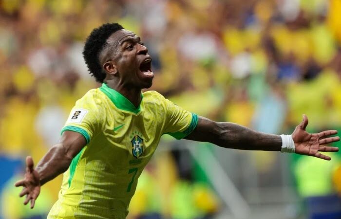 Torcida lota a Arena BRB, Vini Jr. brilha e Brasil vence a Colômbia