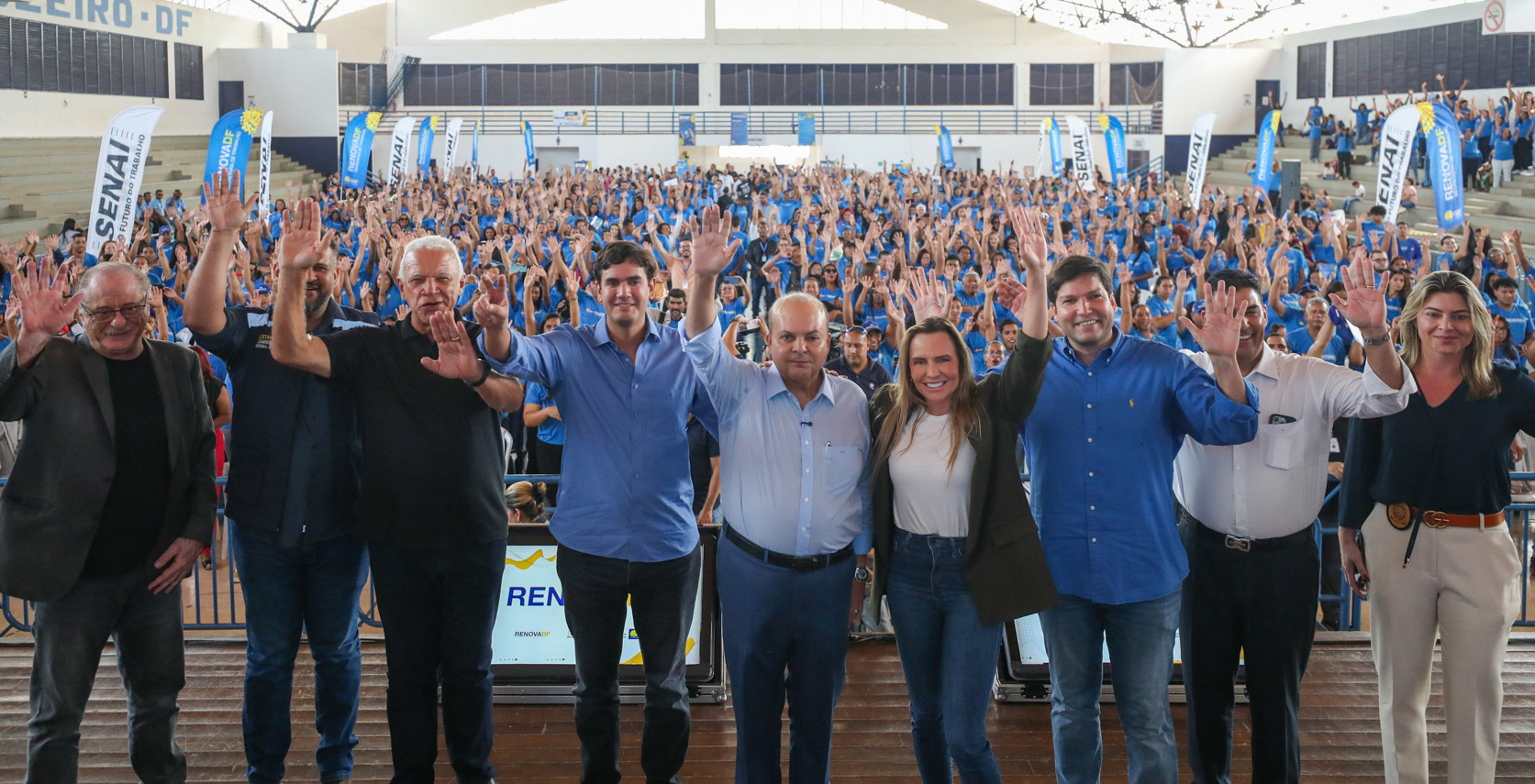 RenovaDF forma mais 1,1 mil alunos e chega à marca de um equipamento público recuperado por dia em 2025