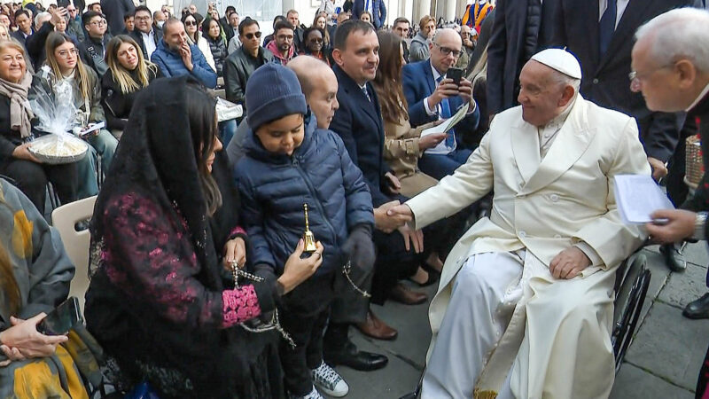 Governador Ibaneis Rocha lamenta morte do papa Francisco