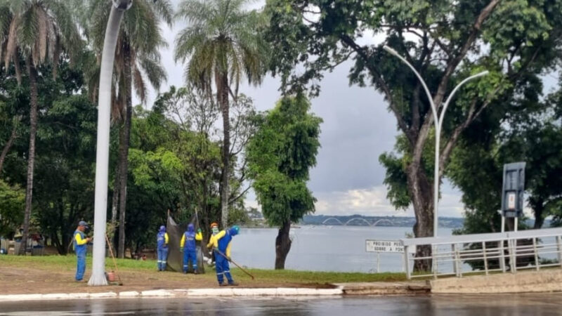 Região central de Brasília ganha ações de manutenção em áreas públicas