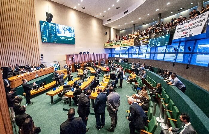 Câmara Legislativa aprova crédito adicional de R$ 80 milhões para obras e manutenção urbana no DF