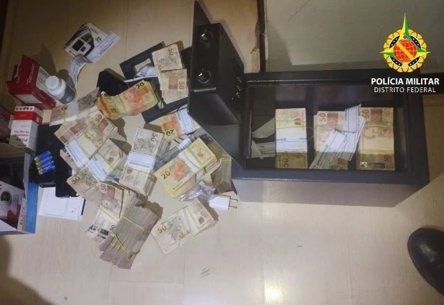 Polícia encontra R$ 224 mil em espécie espalhados em quarto de hotel em Brasília