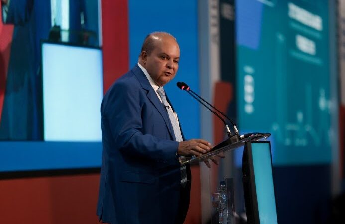 Primeiro dia do 33º Congresso da ABES debate sustentabilidade e gestão de recursos hídricos