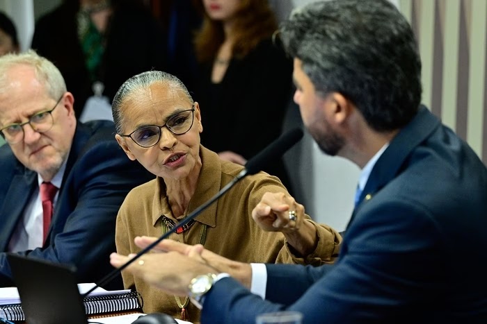 Bate boca entre Marina Silva e o senador Marcos Rogério na comissão do Senado repercute na imprensa