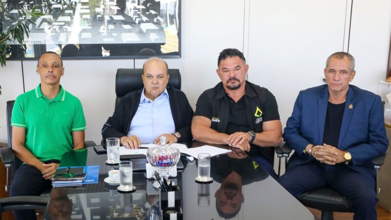Governador Ibaneis Rocha autoriza mudança nas regras de promoção na PMDF