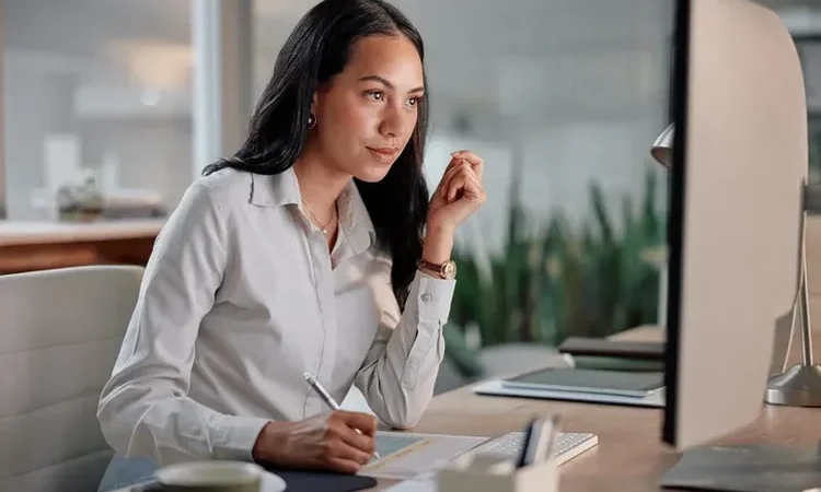 Cinco razões pelas quais dominar a criação de conteúdo pode impulsionar sua carreira no marketing