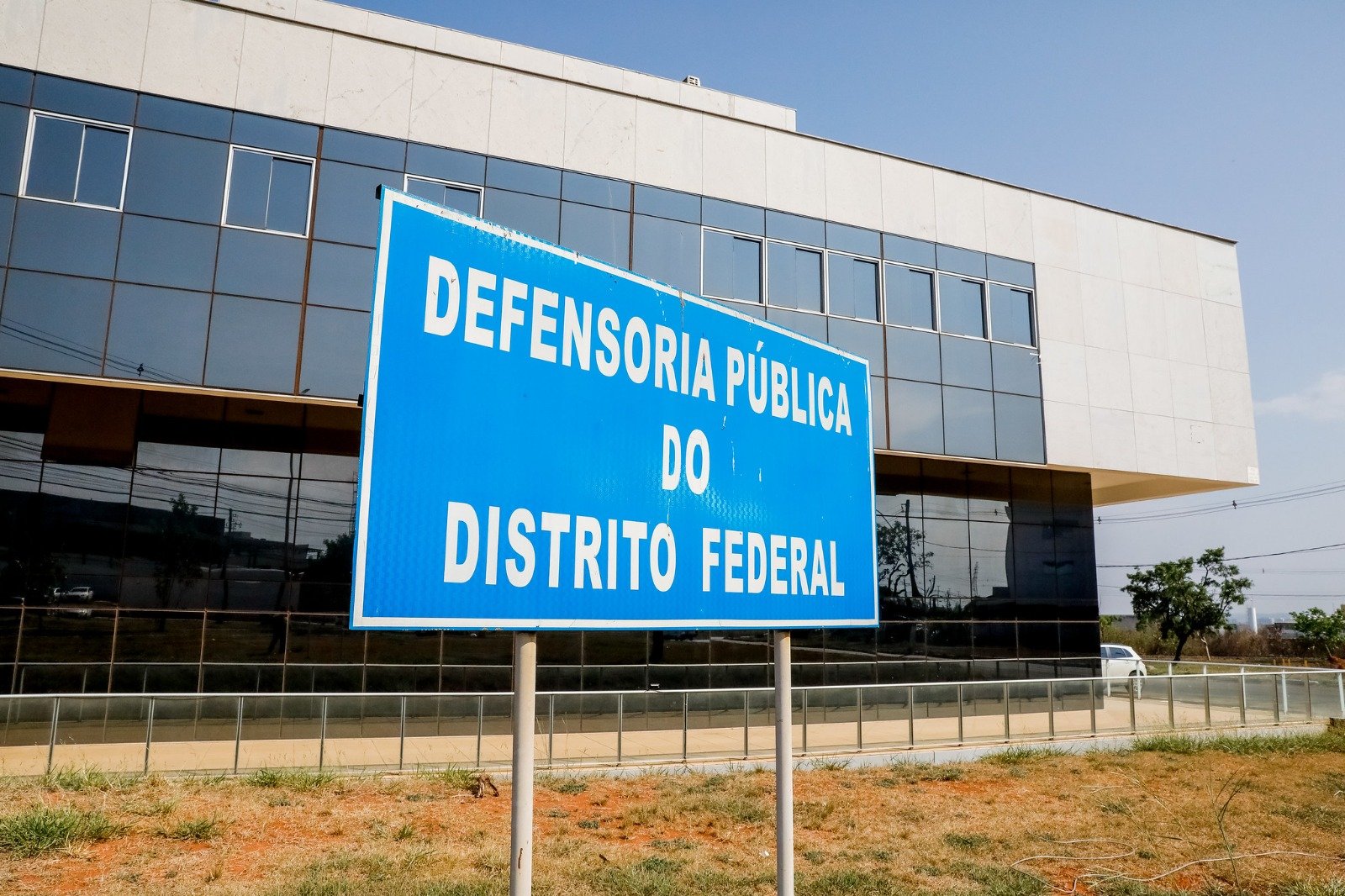 Material para abrandar hiperjudicialização é lançado pela DPDF