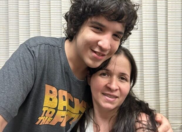 “O diagnóstico do Miguel mudou tudo, inclusive quem eu sou”: confira relato de uma mãe atípica
