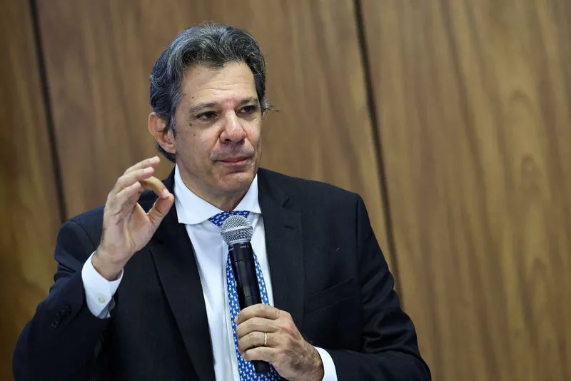Haddad: Brasil tem “caixa-preta” de R$ 800 bi em renúncias fiscais