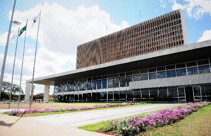 Governo do DF confirma caso de gripe aviária no Zoológico de Brasília