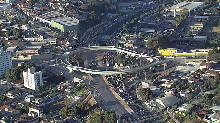 Viaduto em BH recebe nome de PM morto em perseguição