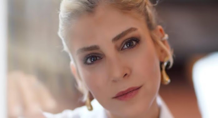 Ceyda fashionista? Atriz turca inspira fãs: ‘Sempre impecável’