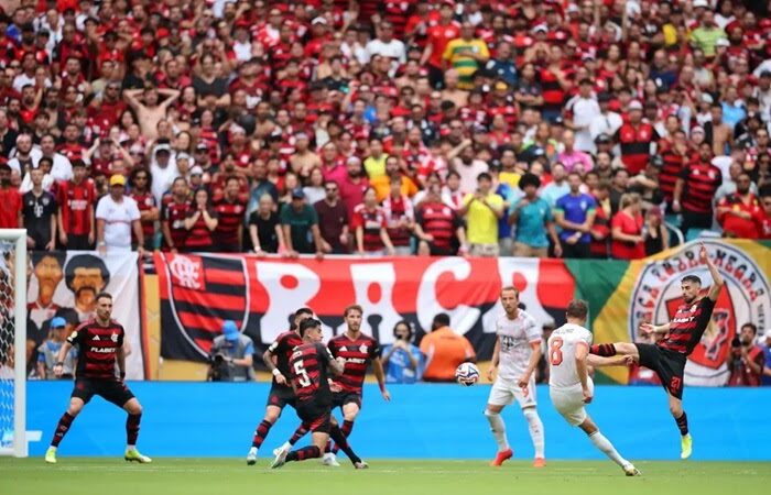 Flamengo encerra a participação na Copa do Mundo de Clubes após perder para o Bayern de Munique por 4 a 2