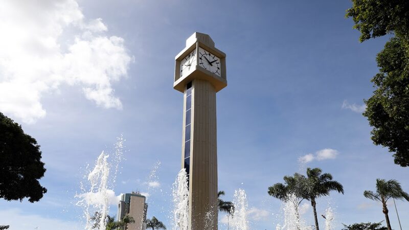 Praça do Relógio é devolvida à população após passar por reforma de R$ 6 milhões