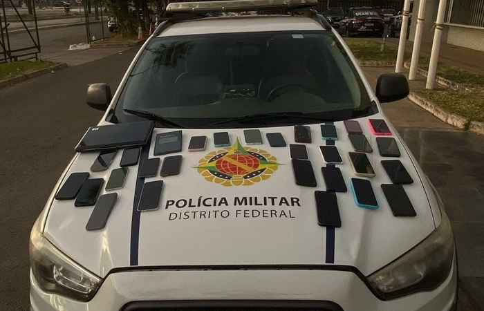 30 aparelhos: casal especialista em furto de celulares é preso no DF