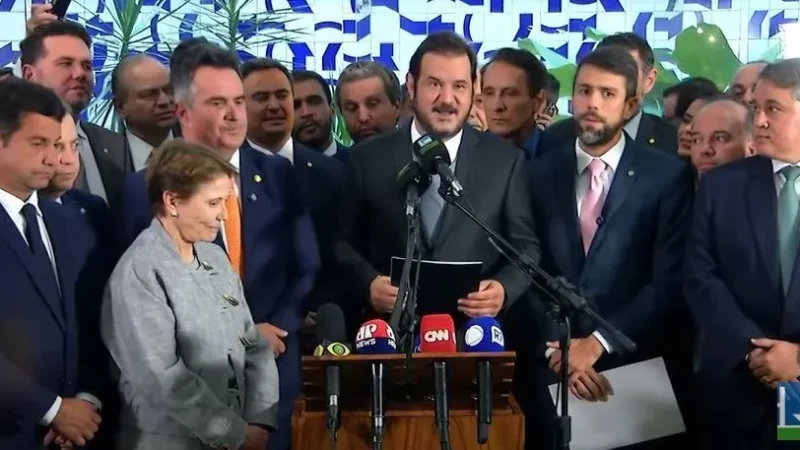 Com quatro ministérios, PP e União criticam opções de Haddad à alta do IOF