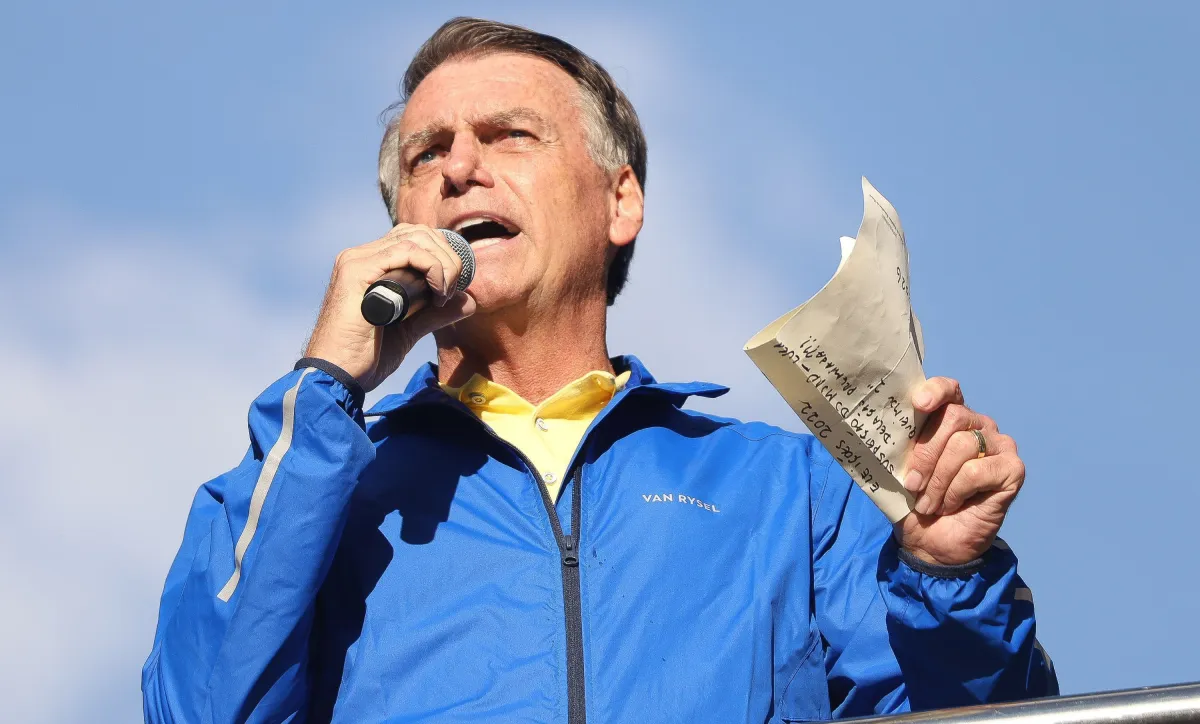 A aliados, Bolsonaro pede empenho para alavancar candidaturas em 2026