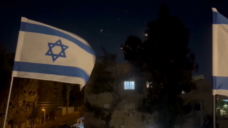 Políticos brasileiros deixam Israel pela Jordânia