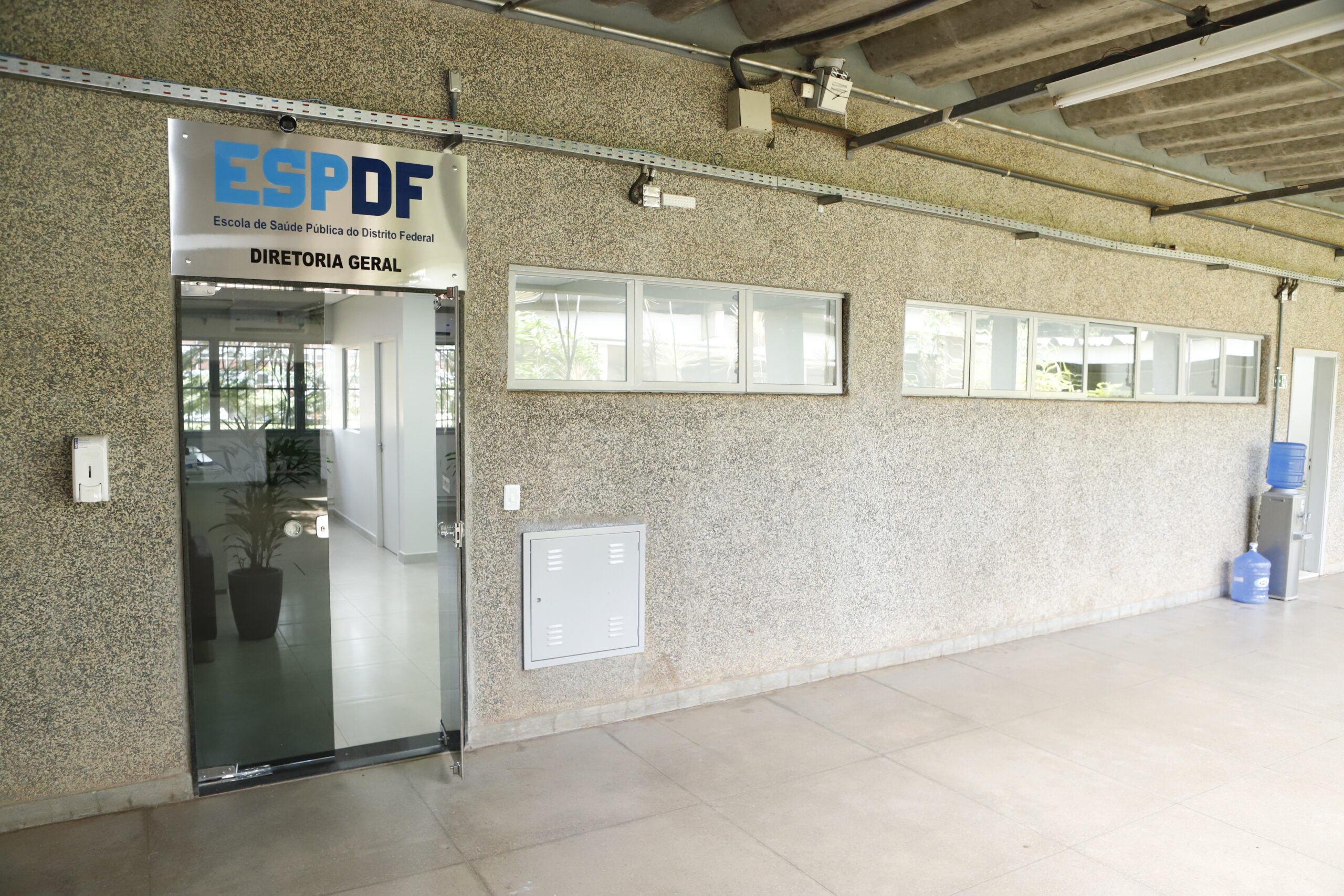 Escola de Saúde Pública completa um ano e se firma como referência na educação em saúde