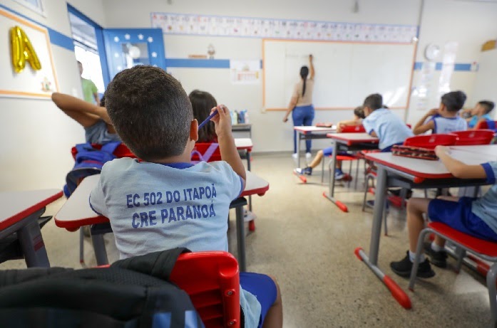 Aulas na rede pública do Distrito Federal serão retomadas nesta quinta-feira (26)