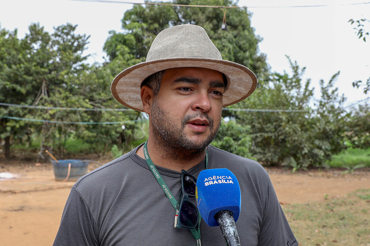 Produtores rurais são capacitados para uso eficiente da irrigação no início da seca