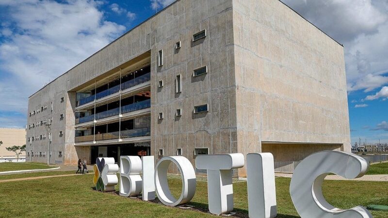 Encontro reúne mais de 100 participantes para debater tecnologia e inovação no Distrito Federal