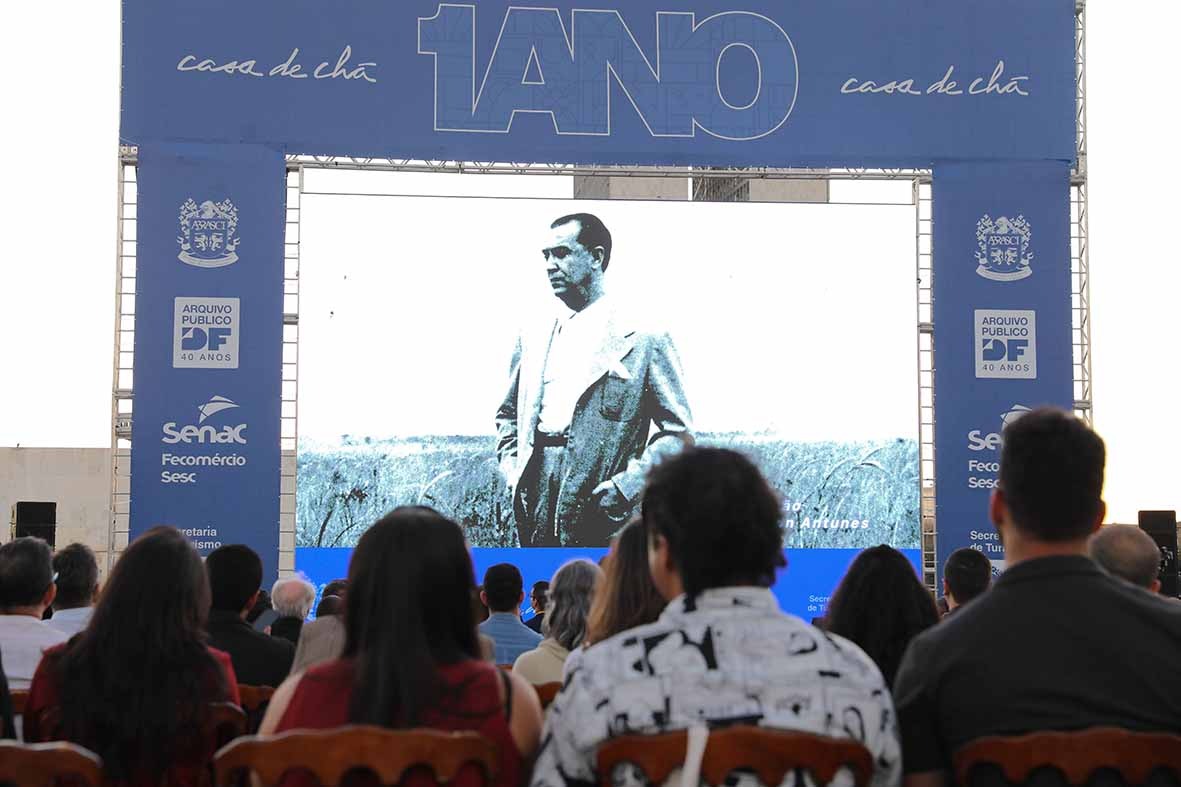 Casa de Chá comemora um ano da reabertura, com exibição de documentário sobre a construção da capital
