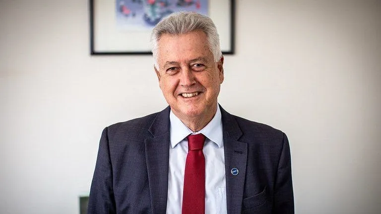 Após decisão do STF, Rollemberg deixa cargo no governo para ser deputado