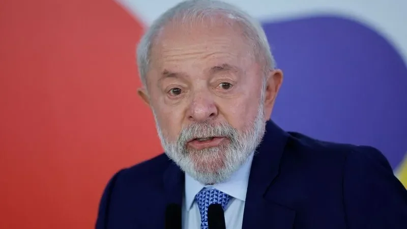 Governo Lula é avaliado como ruim ou péssimo por 44%, diz PoderData
