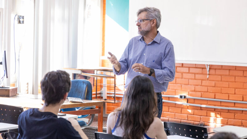 Obras do Aldeias do Cerrado são apresentadas a alunos de Engenharia da UnB
