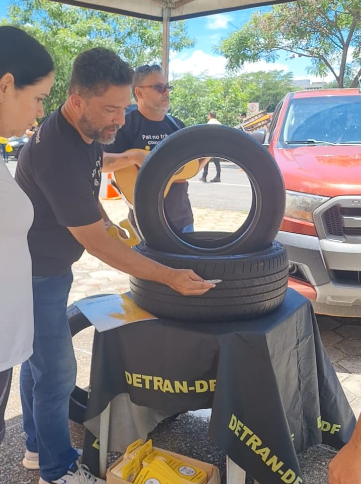 Programa Pneu Seguro chega a Vicente Pires e Jardim Botânico neste sábado (12)