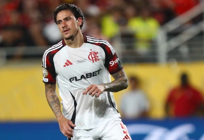 Pedro segue fora, e Matheus Gonçalves é novidade na lista do Flamengo para duelo contra o Santos