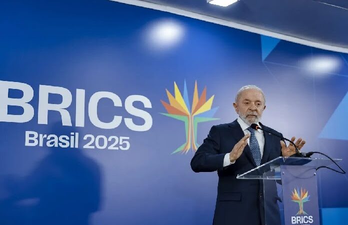 Quaest: 55% dizem que Lula provocou Trump ao criticá-lo no Brics