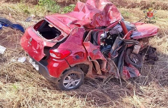 Homem está em estado grave após colisão frontal na BR-251, em São Sebastião