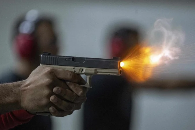 Levantamento atualizado mostra que DF tem 41 mil armas nas mãos de CACs