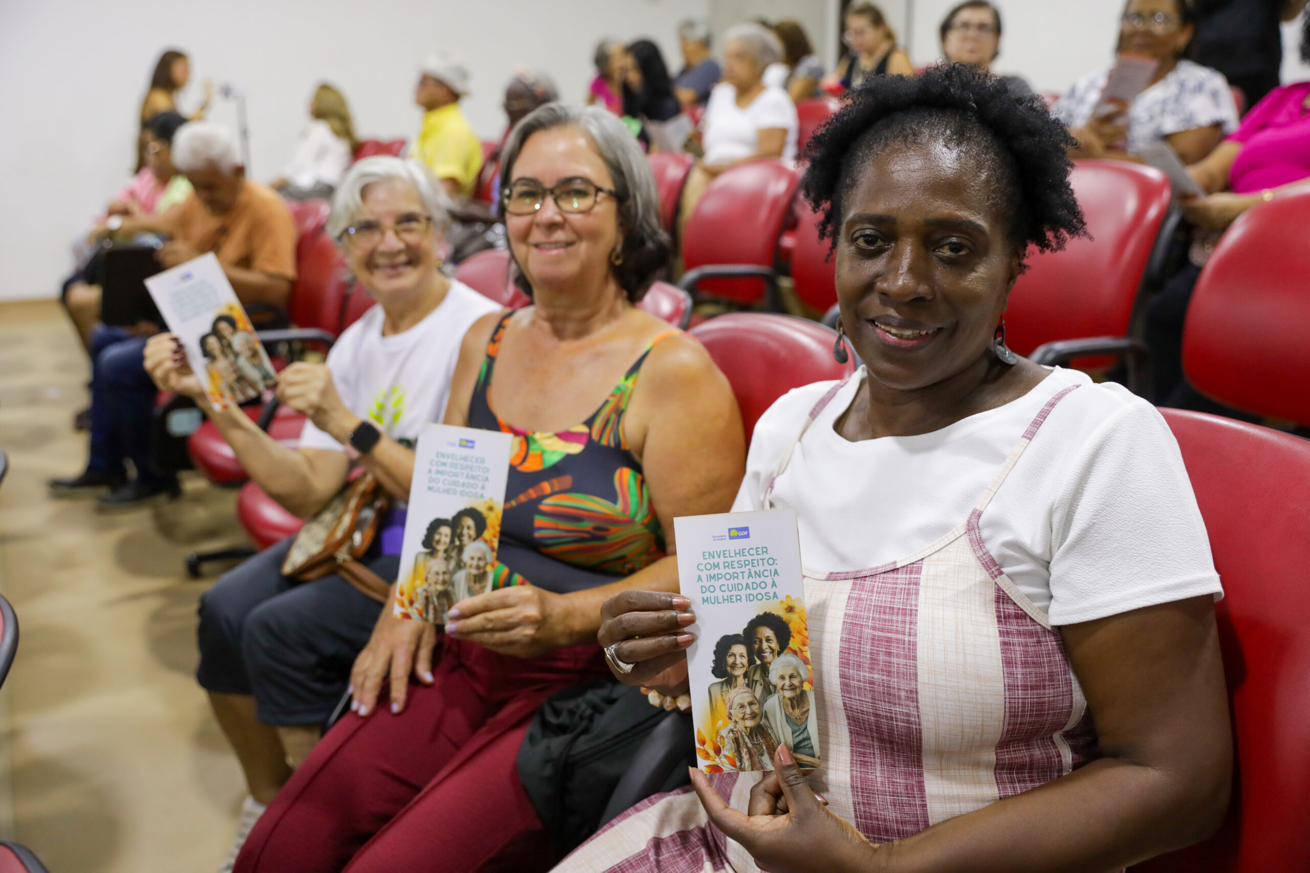 Projeto oferece atividades físicas com transporte gratuito para idosas das vilas Telebrasília e Planalto