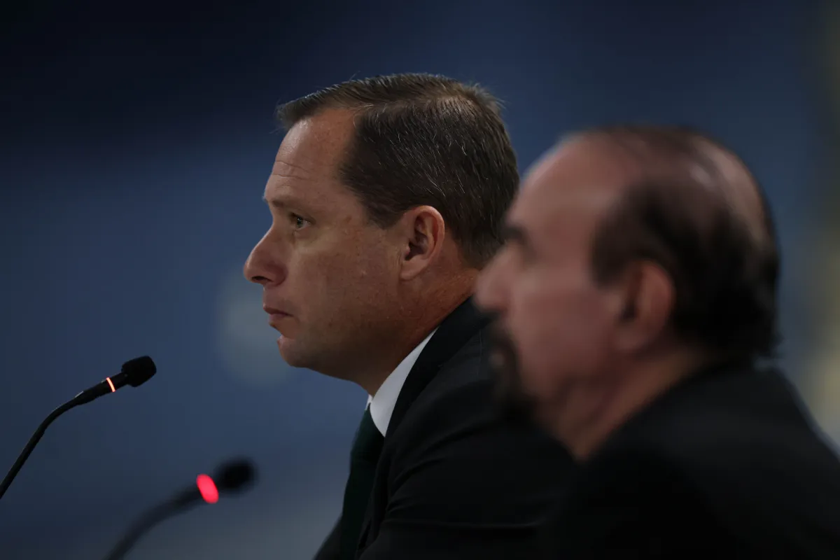 Advogado de Bolsonaro nega que tentou obter delação de Cid