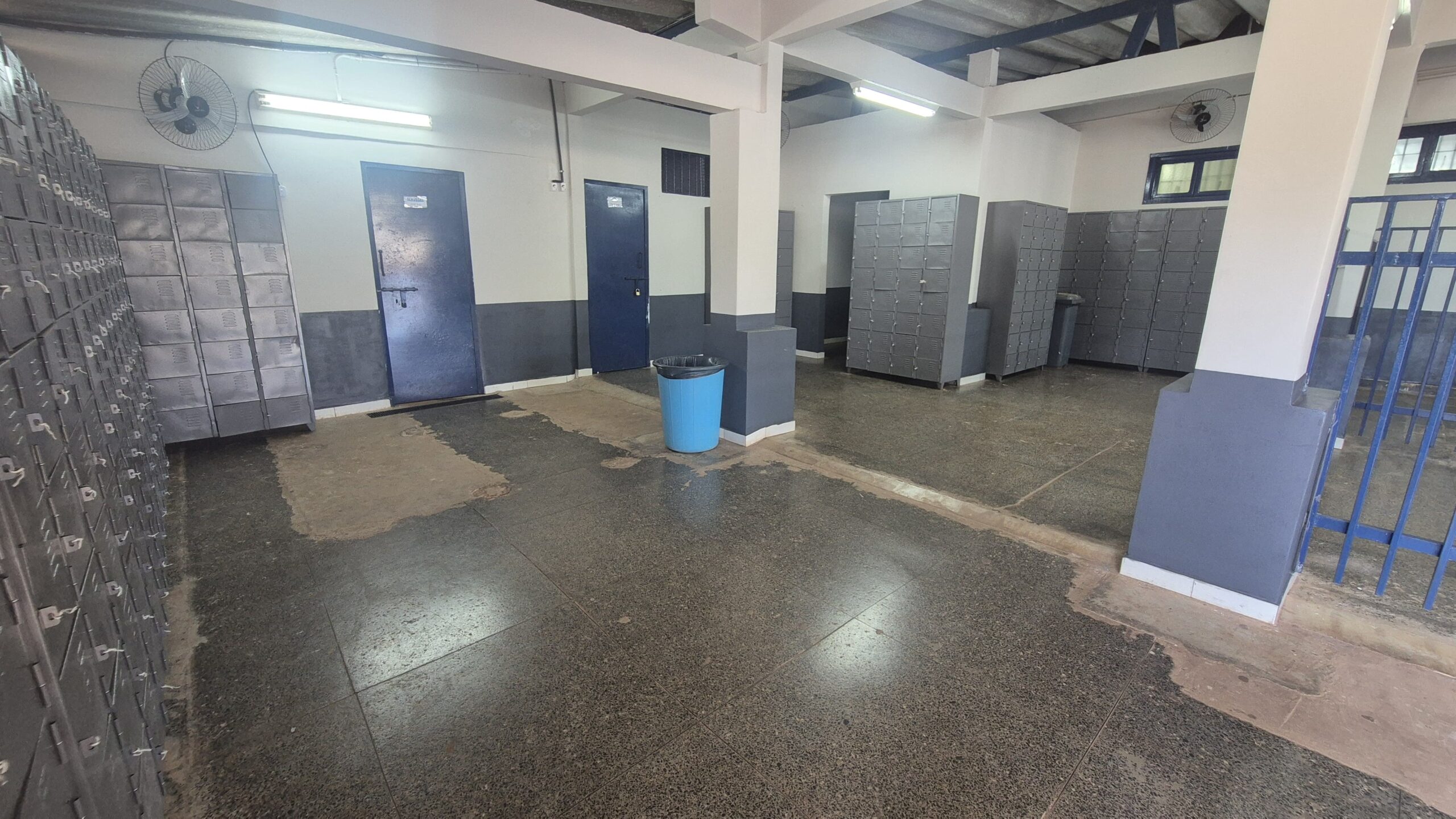 Regulamentado o uso de armários de guarda-volumes por visitantes em unidades prisionais do DF