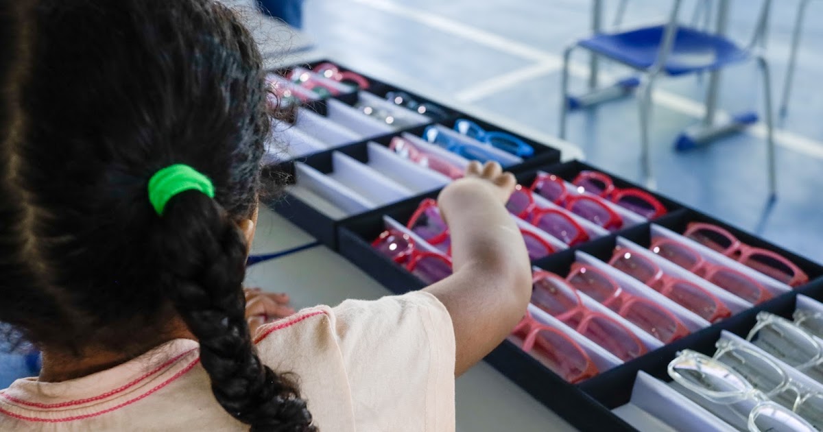 Mais de 15 Mil Alunos da Rede Pública Recebem Atendimento Oftalmológico Gratuito no DF