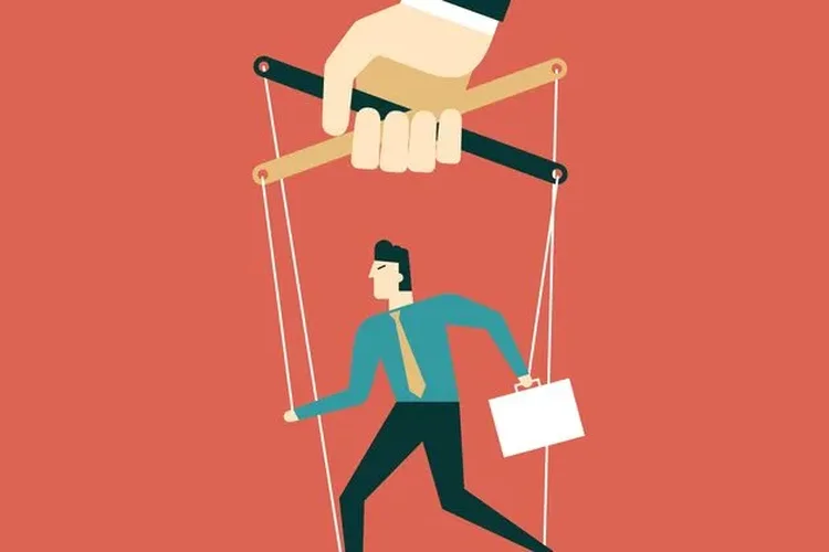Como identificar um líder tóxico pelas palavras que ele usa — 3 frases que devem ser evitadas