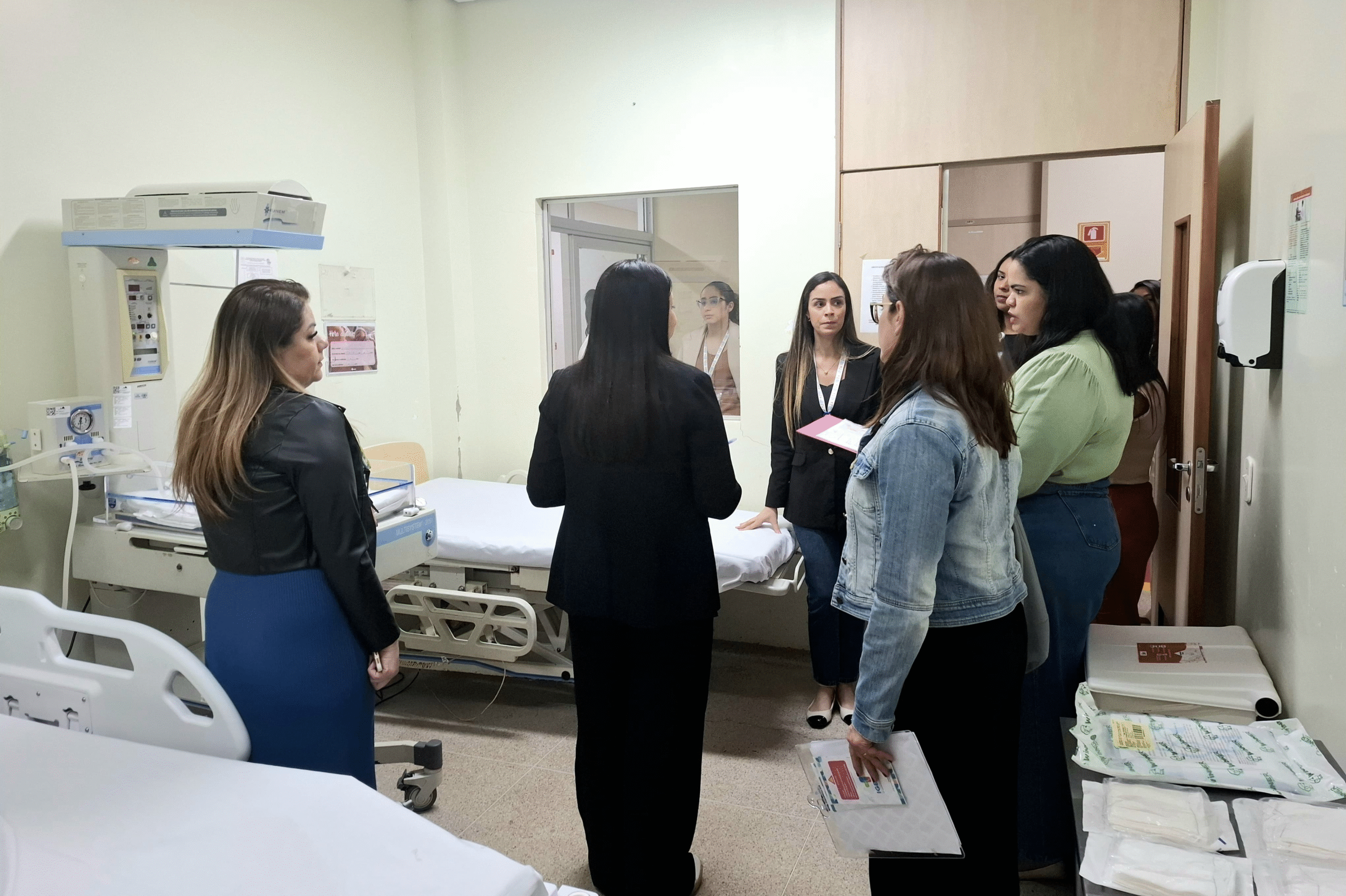 Visita técnica reconhece atuação na área materno-infantil do Hospital Regional de Santa Maria