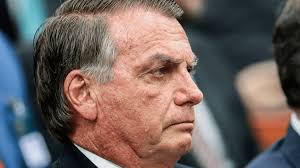 Veja 5 discordâncias entre juristas na decisão de Moraes sobre Bolsonaro