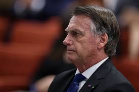 Juristas listam exageros em decisões de Moraes contra Bolsonaro