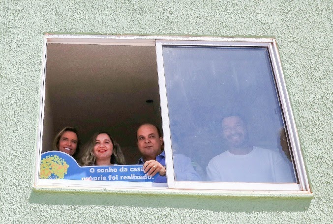 Ibaneis Rocha entrega 704 moradias no Itapoã Parque e anuncia duplicação de via para melhorar mobilidade na Região