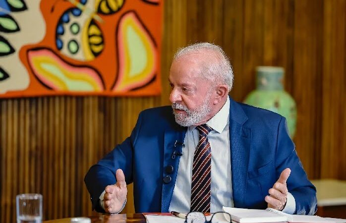 Lula autoriza consultas sobre uso da lei de reciprocidade contra os EUA após tarifaço