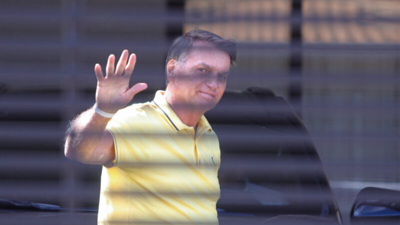 Para ir a julgamento no STF, Bolsonaro deve pedir autorização a Moraes