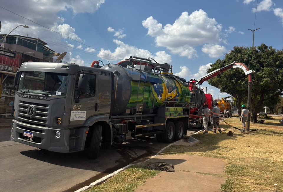 Ceilândia intensifica limpeza de bocas de lobo antes do período chuvoso para prevenir alagamentos