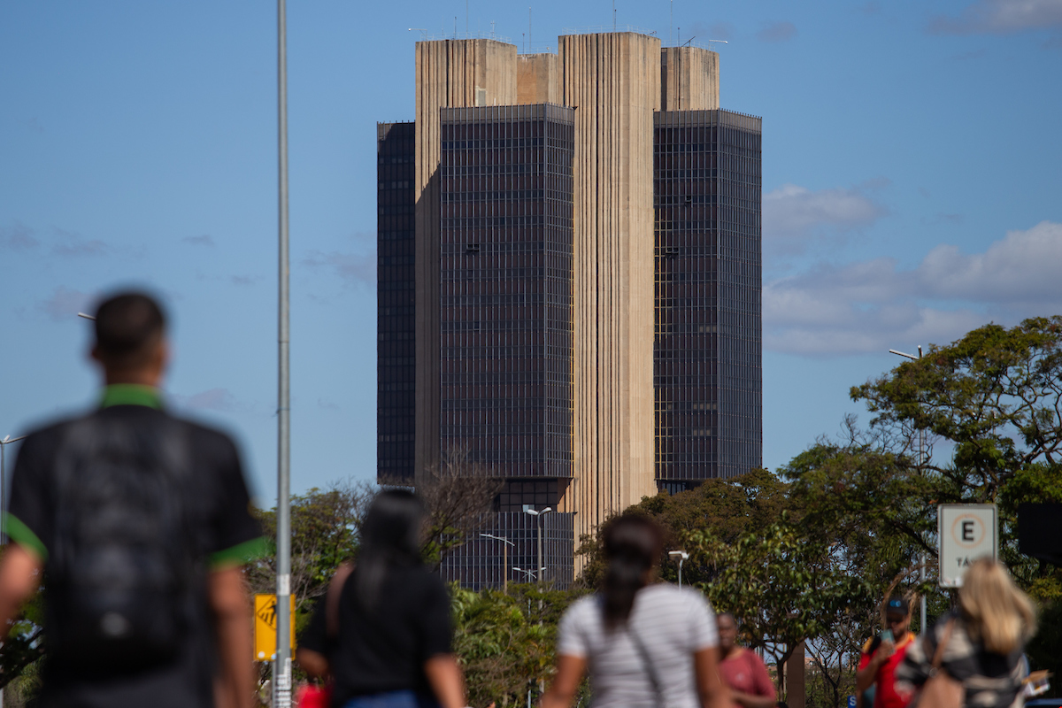 Contas externas têm déficit de US$ 7,1 bilhões em julho, diz BC