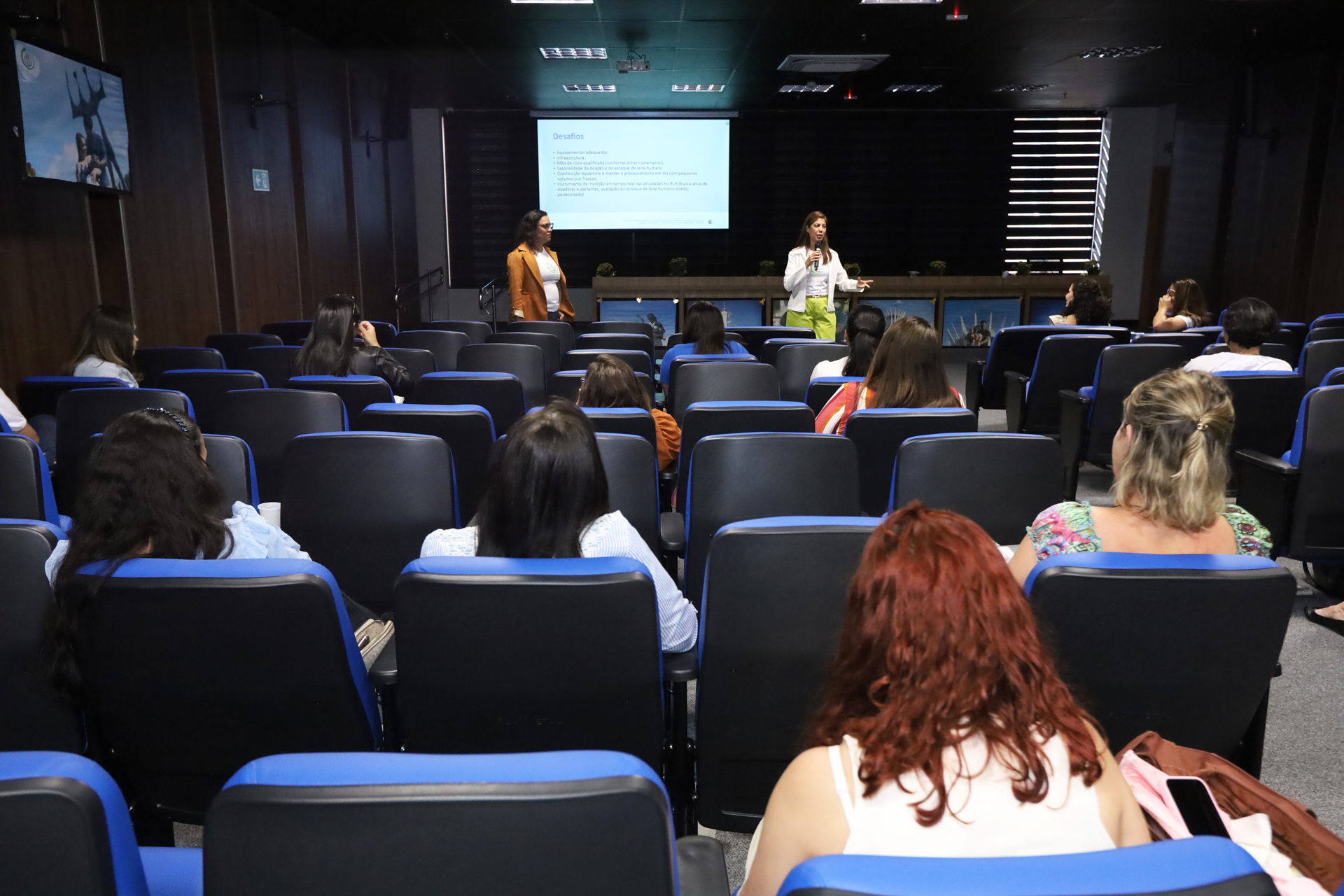 Seminário sobre aleitamento materno oferece mais de 30 palestras